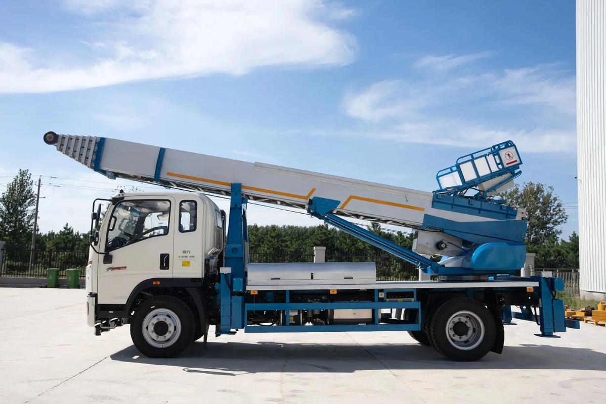 新政镇云梯上料车租赁费用